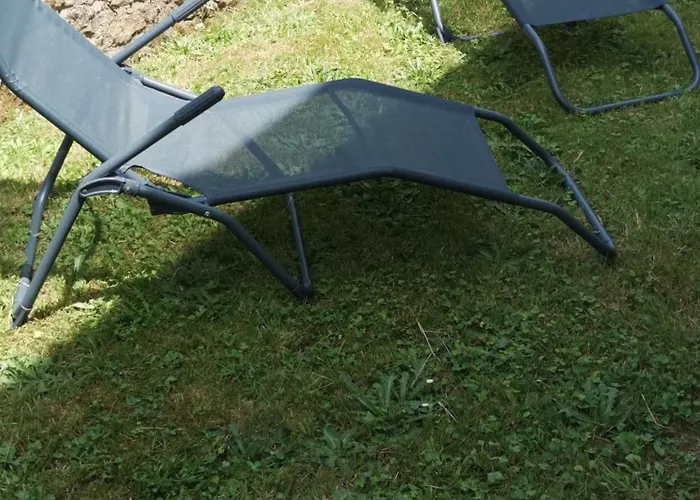 Prázdninový dům Logement Spacieux Rez-de-chaussee, Jardin, Stationnement Devant, A 5 Minutes A Pied Du Centre De Sarlat-la-Canéda